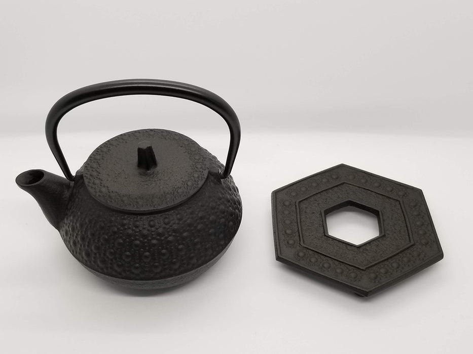 Iwachu Iron Teapot Set Black Finish 0.32L Tortoise Shell Design-Kiichin - The #1 Place for Japanese Goods in Your Hand!