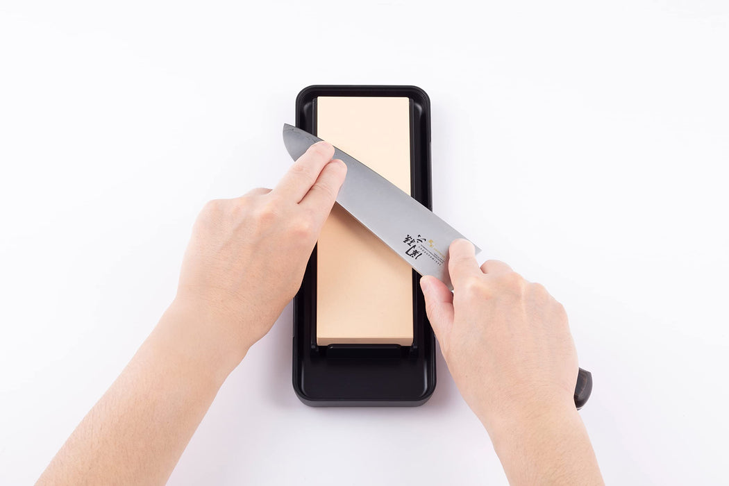 Kai Corporation Seki Magoroku #1000 Whetstone Knife Sharpener w/Case Made in Japan-Kiichin - The #1 Place for Japanese Goods in Your Hand!