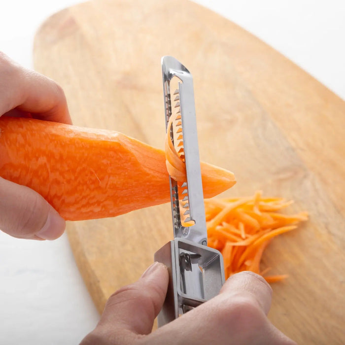 Suncraft Japan Julienne Peeler - Sharpened for Precision-Kiichin - The #1 Place for Japanese Goods in Your Hand!