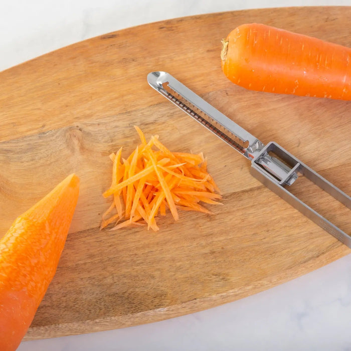 Suncraft Japan Julienne Peeler - Sharpened for Precision-Kiichin - The #1 Place for Japanese Goods in Your Hand!