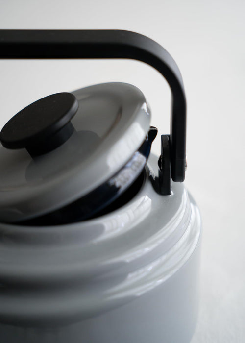 Noda Horo Amukettle Enamel IH Compatible Heat Resistant Gray 2L Kettle