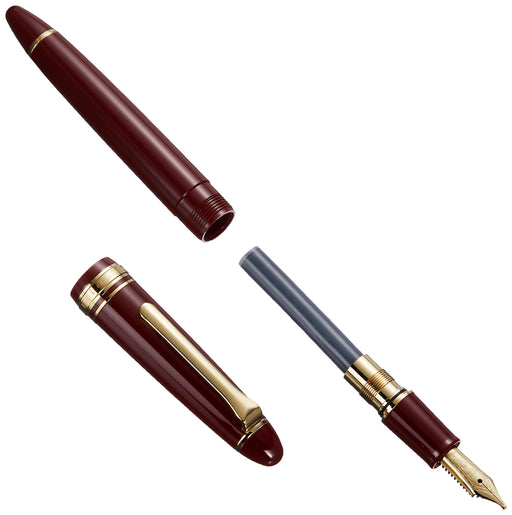 Sailor Fountain Pen Gold Trim Casual Profit Red Zoom Model 11-0570-730-Kiichin - The #1 Place for Japanese Goods in Your Hand!