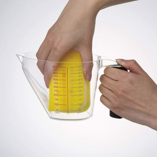 Kai Measuring Cup 600ml DH7364 - Kai Corporation-Kiichin - The #1 Place for Japanese Goods in Your Hand!